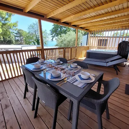 Mobile 631 - Private Jacuzzi & Sea View Selce
