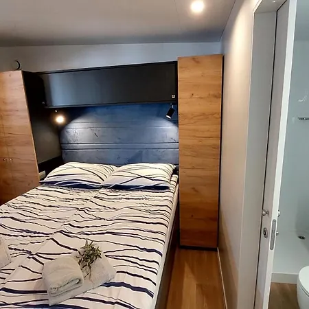 Mobile 631 - Private Jacuzzi & Sea View Selce